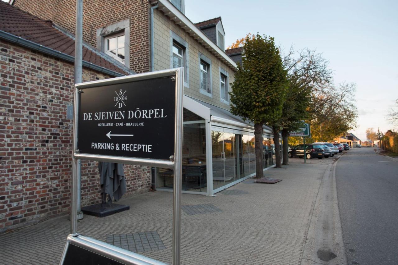 De Sjeiven Dorpel Hotell Maaseik Eksteriør bilde