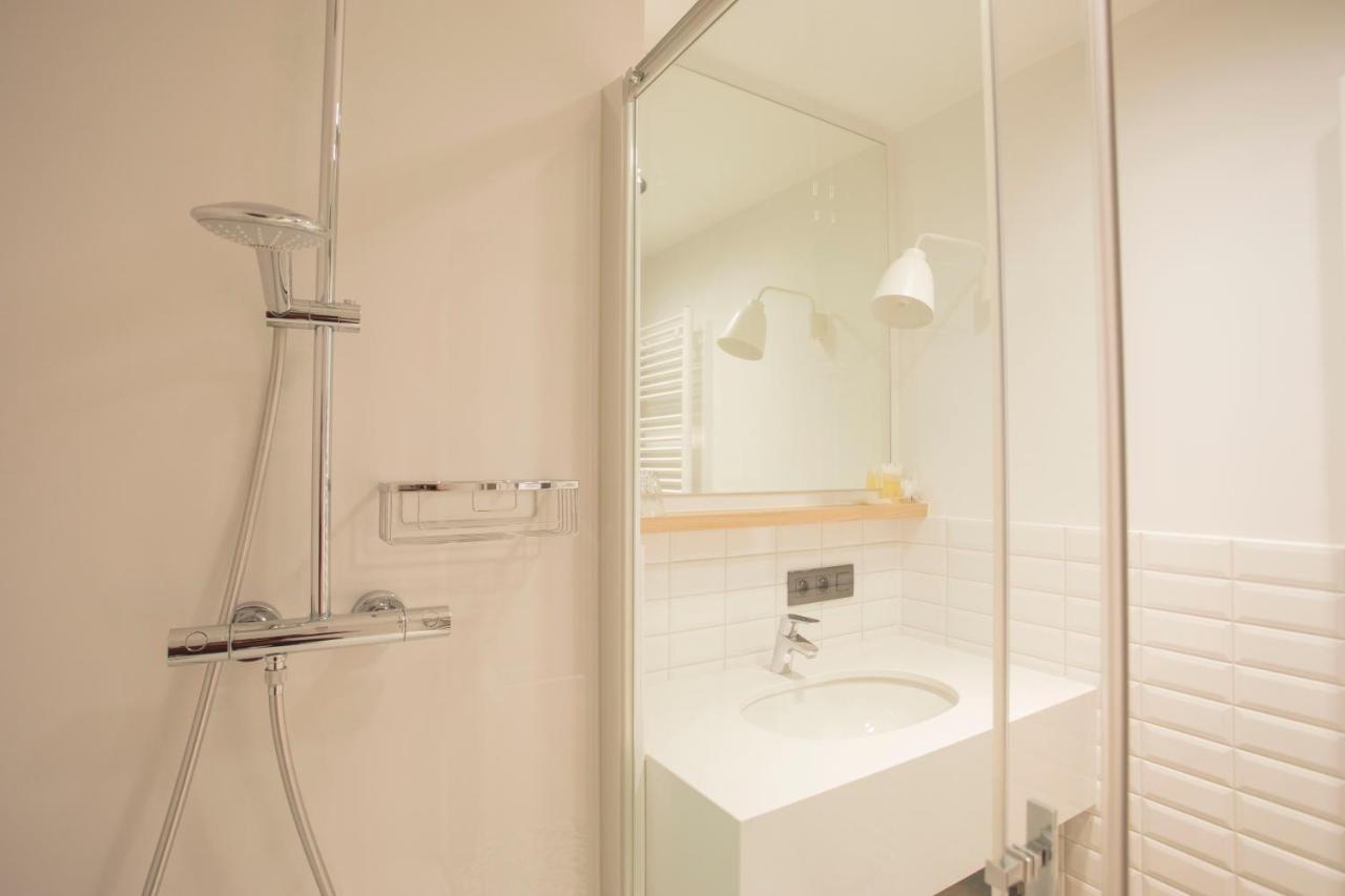 De Sjeiven Dorpel Hotell Maaseik Eksteriør bilde